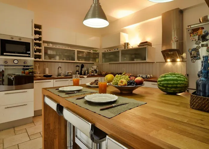 Portico Private With Pool | Corfu レフキンミ