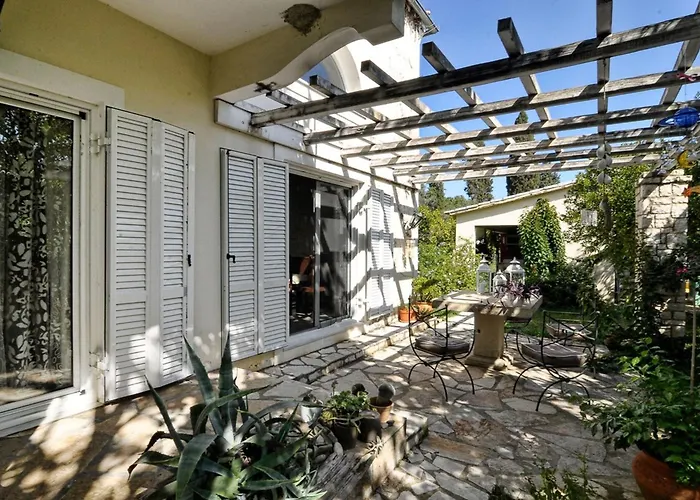 Portico Private With Pool | Corfu *